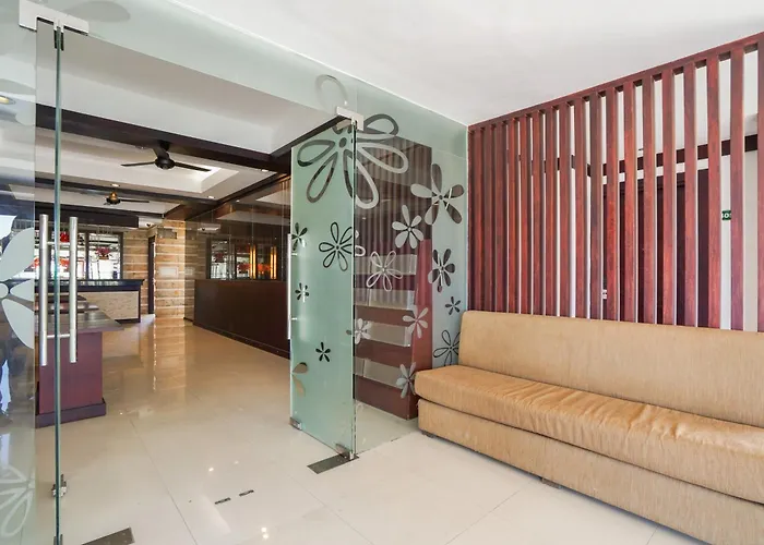 Reddoorz At First Bypass منزل للإقامة
