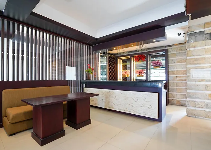 Reddoorz At First Bypass منزل للإقامة
