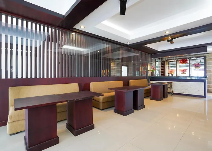 Reddoorz At First Bypass * كوتا