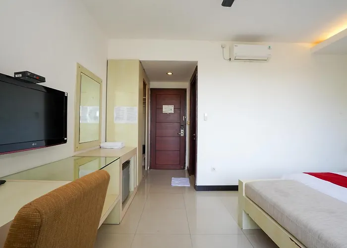 Reddoorz At First Bypass منزل للإقامة