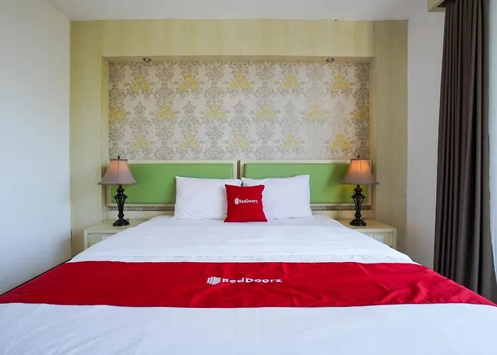 Reddoorz At First Bypass منزل للإقامة *